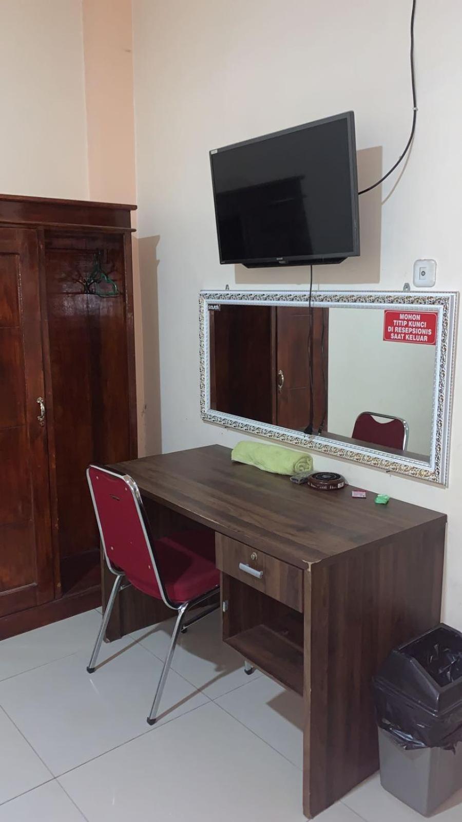 Wisma Reza Palopo Motel Exterior foto